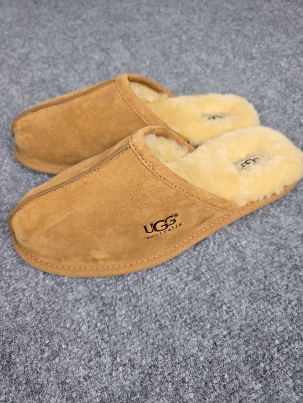UGG Men's Scuff Suede Slippers Chestnut - NWOT Size 9